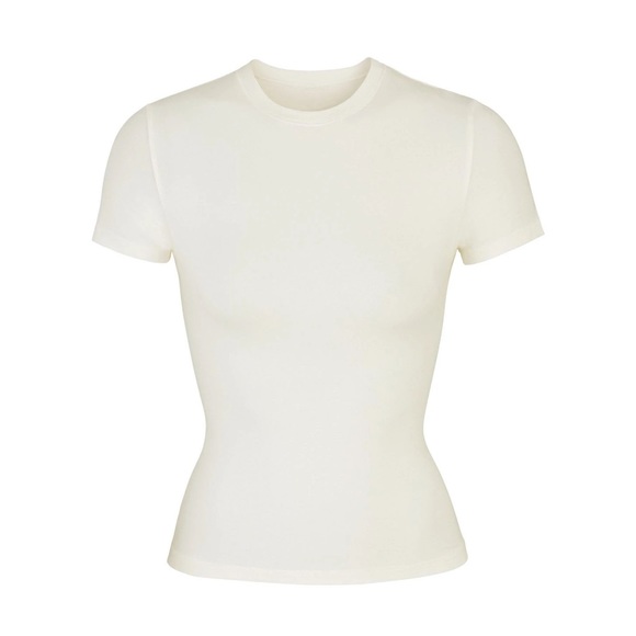 SKIMS Tops - NWT SKIMS Cotton Jersey T-Shirt in Bone
